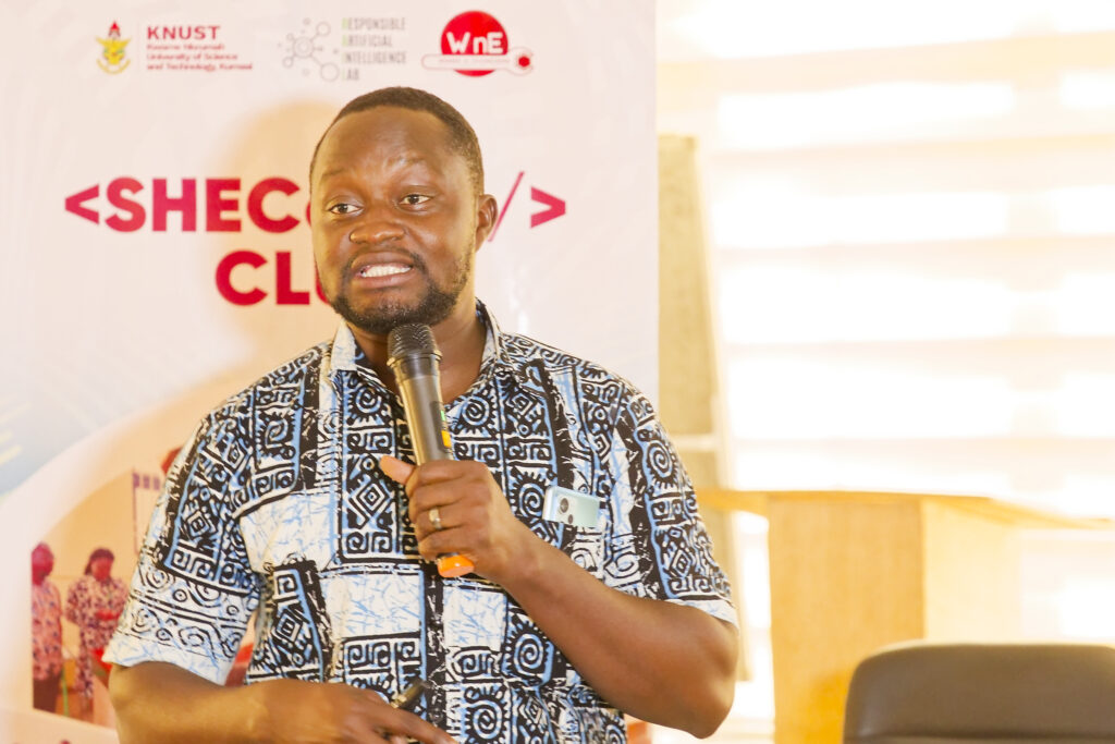  Dr. Kingsford Sarkodie Obeng Kwakye educated the students on machine learning