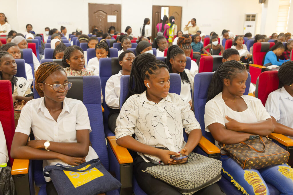 Overview of participants at the launch