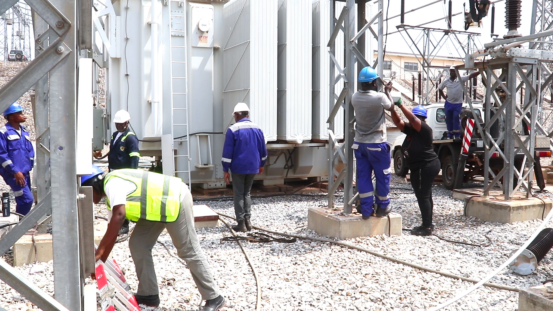 A picture of ECG installing high-capacity transformer to deal with power supply shortfalls in Greater Kumasi
