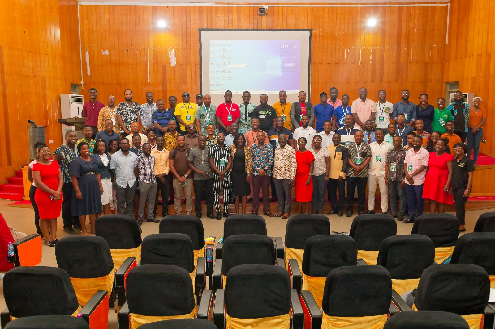 Group photograph after the opening ceremony
